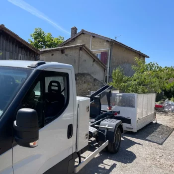 WhatsApp Image 2025-09-02 at 08.35.06